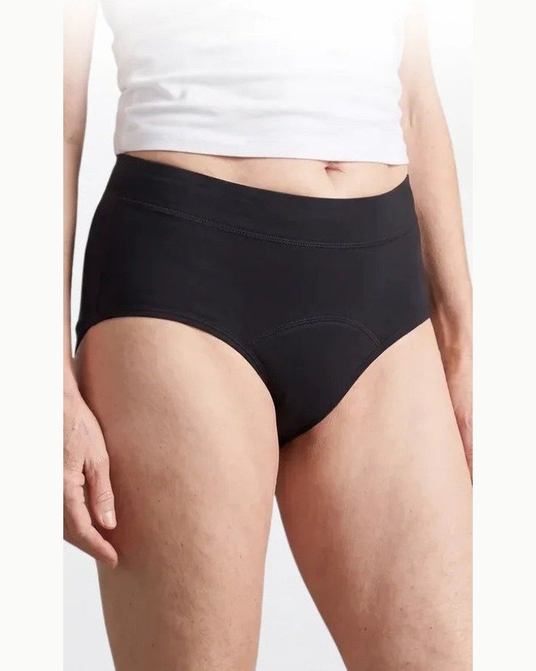 Pomence™ Leakproof Underwear for Bladder Leaks (Buy 1 Get 1 Free). Pomence leakproof underwear worn, high-waist fit, invisible under clothes