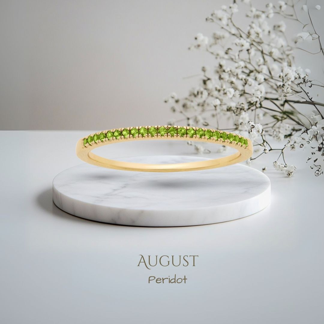 Pomence Birthstone Stacking Ring in the August Peridot color