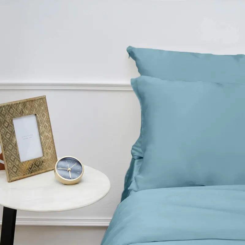 The Pomence Silk Pillowcase