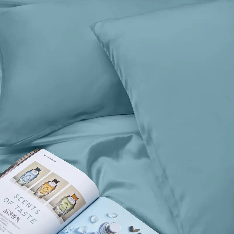The Pomence Silk Pillowcase