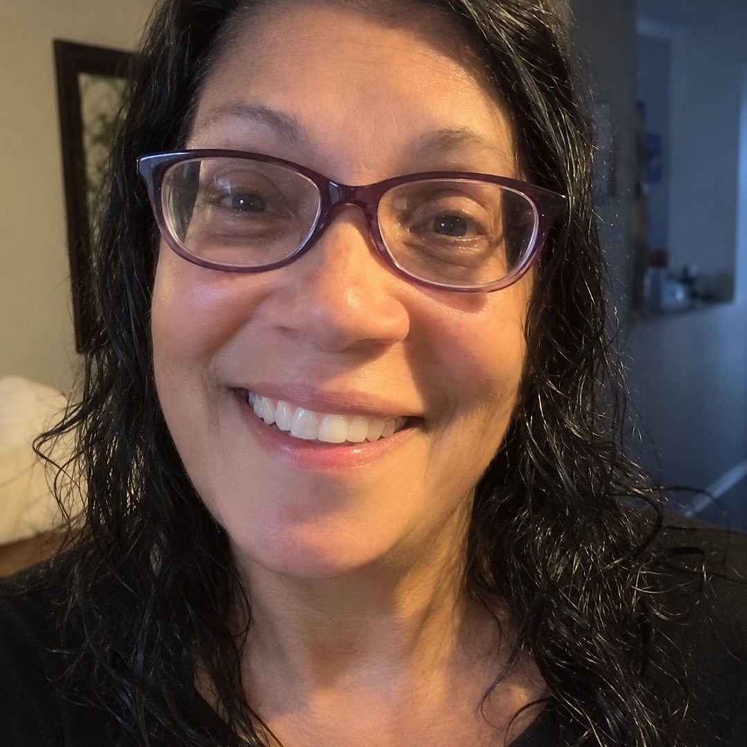 Gloria V.