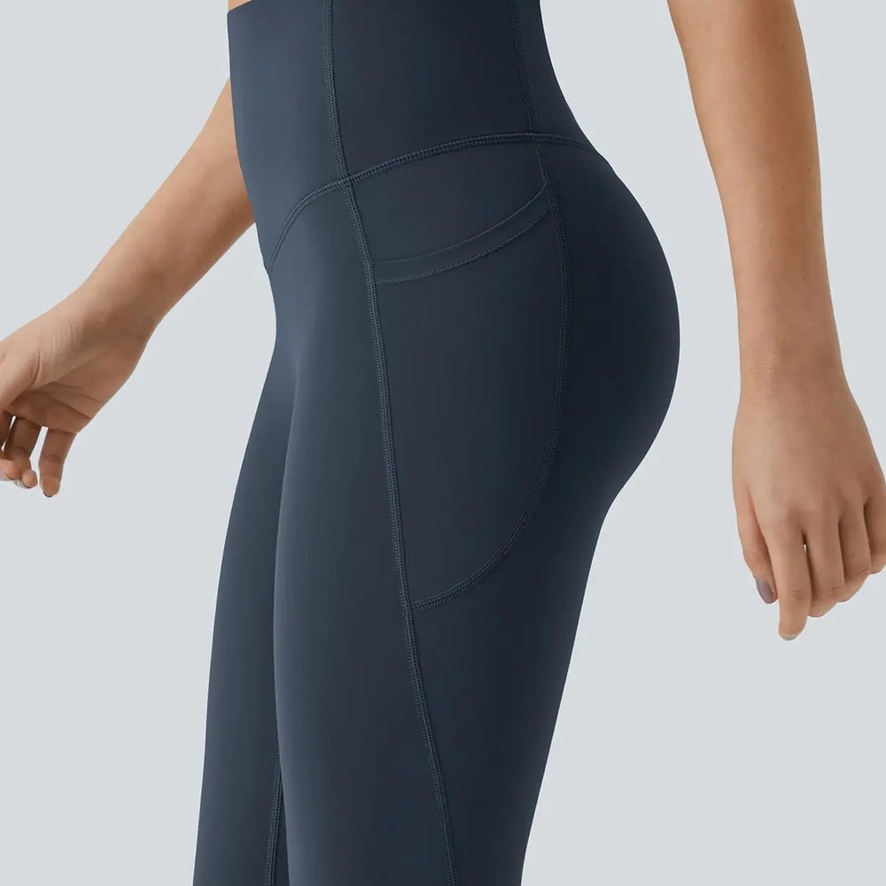 Close view of the high waistband on the Pomence tummy control sculpt leggings